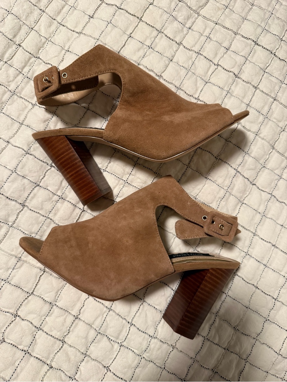 White House | Black Market Women’s Heels - Size 8